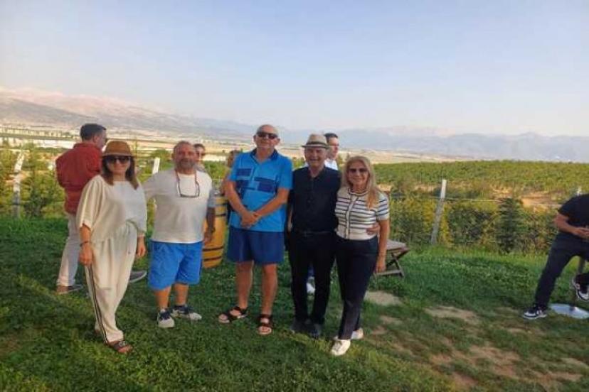 OLİMPOS ROTARY’DEN ELMALI’YA KÜLTÜR ÇIKARTMASI