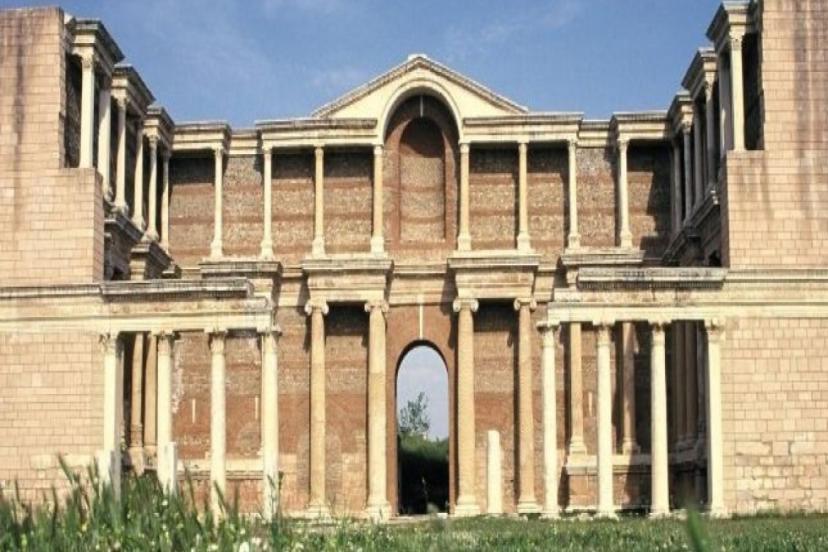 SARDES ANTİK KENTİ'NİN TARİHE DOKUNAN EMEKÇİLERİ