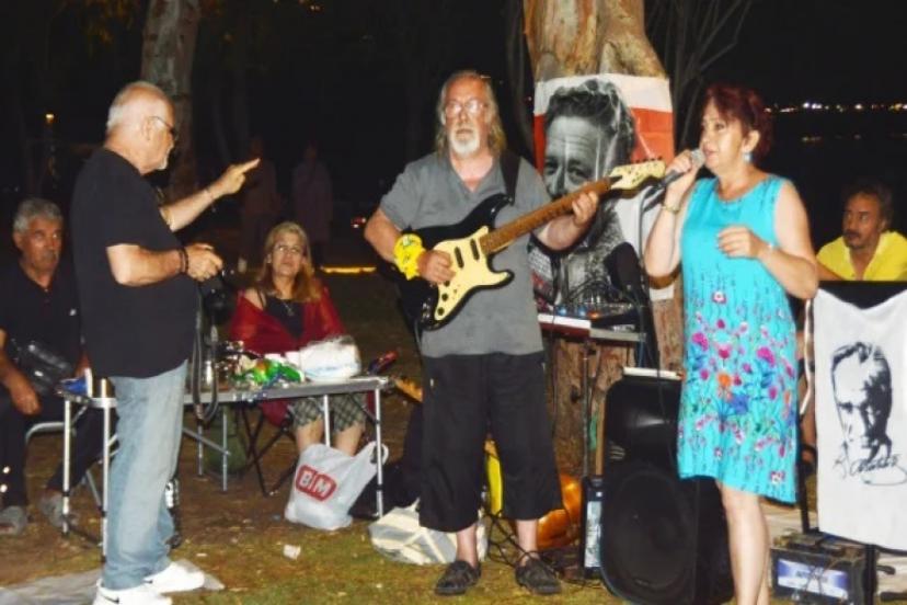 ŞİİR SEVENLER PLAJDA BULUŞTU