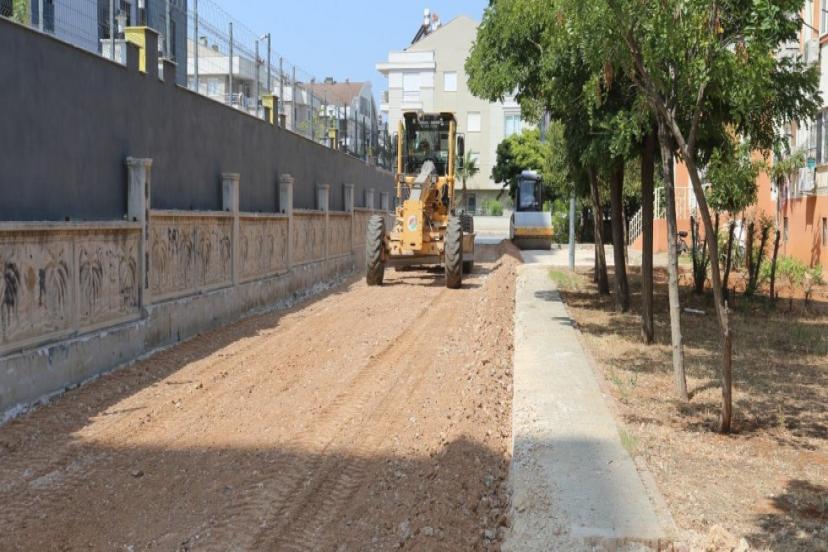 TOKİ GAZİ KONUTLARINDA ASFALT HAZIRLIĞI BAŞLADI