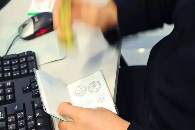 TÜRK ÖĞRENCİLERİN VİZE SORUNUYLA İLGİLİ İTALYA'DAN AÇIKLAMA