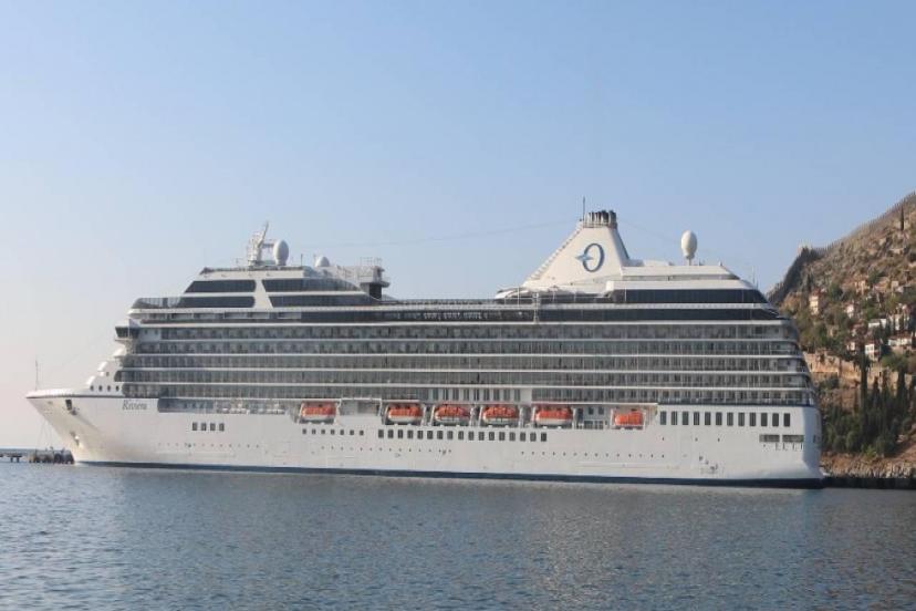 TÜRKİYE LİMANLARINA YILIN İLK YARISINDA 490 KRUVAZİYAR GEMİSİ DEMİR ATTI