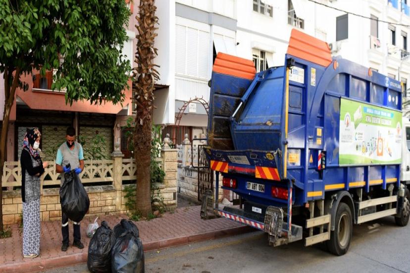 YÜKSEKALAN MAHALLESİ GERİ DÖNÜŞÜMDE ZİRVEDE