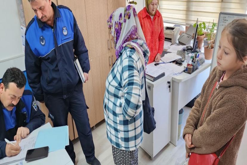 ZABITA EKİPLERİ DİLENCİLERE GÖZ AÇTIRMIYOR 